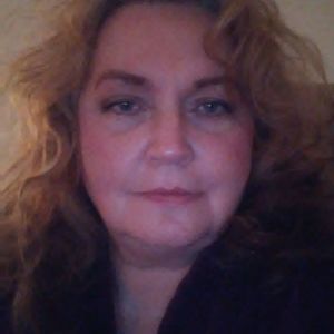 Meet your Posher, Angelia